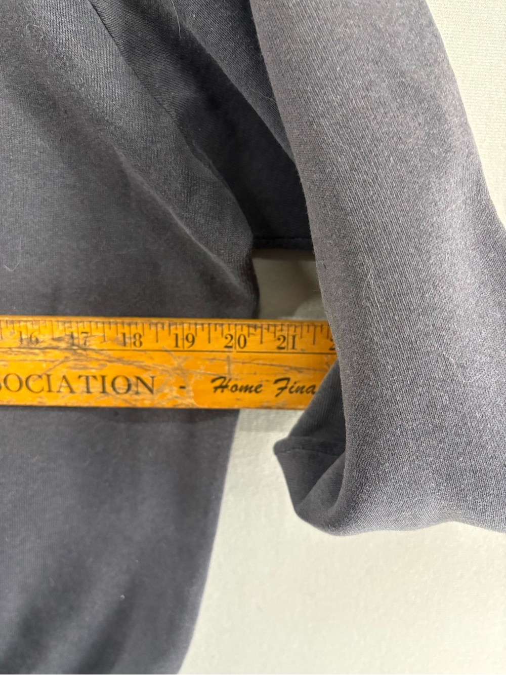 Vintage Fruit Of The Loom Crew Neck Sweatshirt Washed Black Size Large Retro - Picture 6 of 8